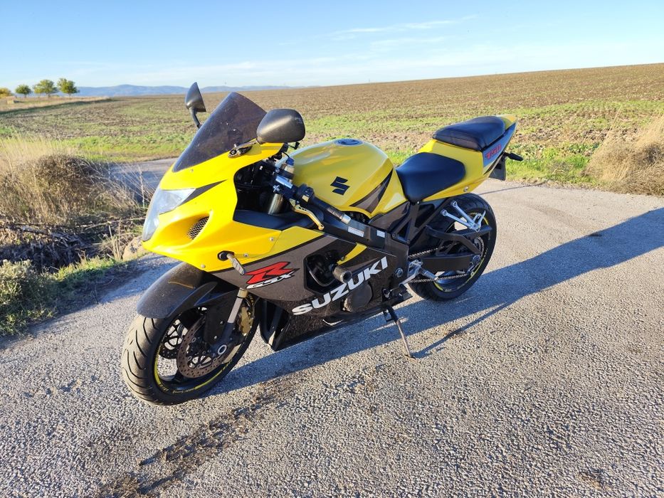 Suzuki GSXR 750 K4