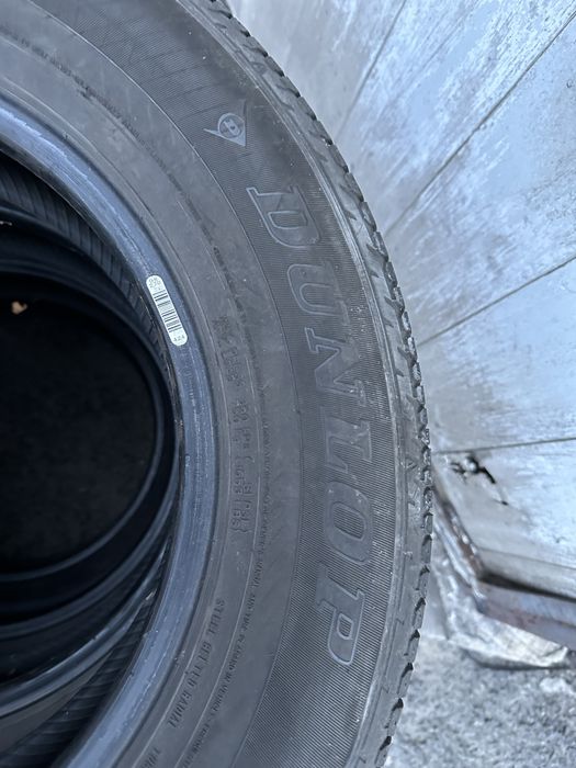 Dunlop гуми 215 65 16
