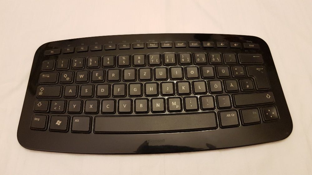 Tastatura wireless Microsoft ARC 1392 fara receptorul USB