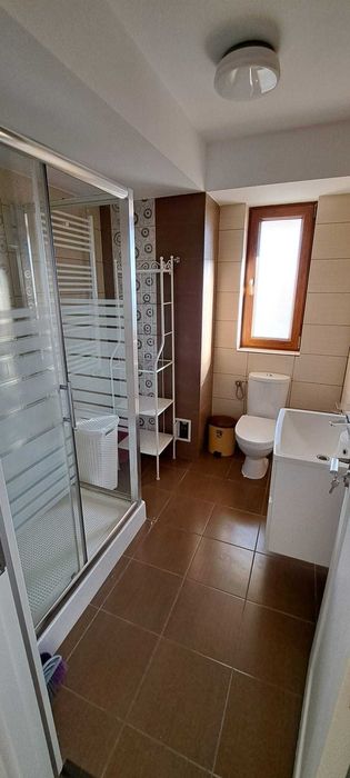 Direct proprietar, apartament living+dormitor, in Mamaia, zona Rex