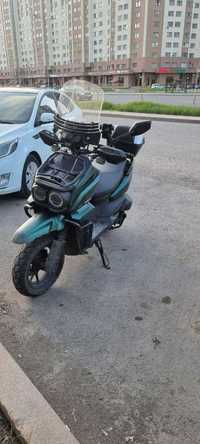 Продам срочно мопед скутер мотоцикл TANK PRO Sonlink T5