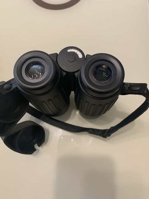 Binoclu Leica Trinivid