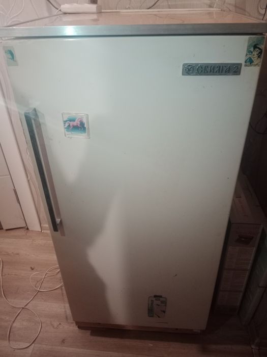 Продам холодильник Свияга2