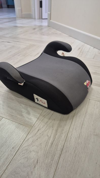 Бустер детский в машину