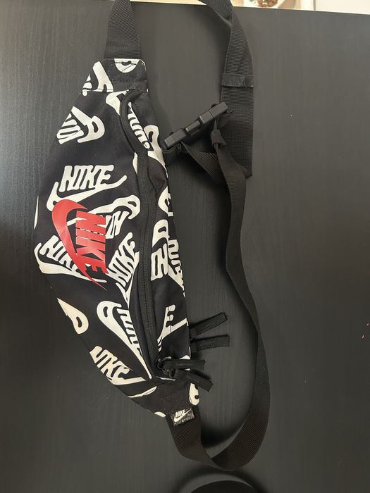 Vand borseta  nike