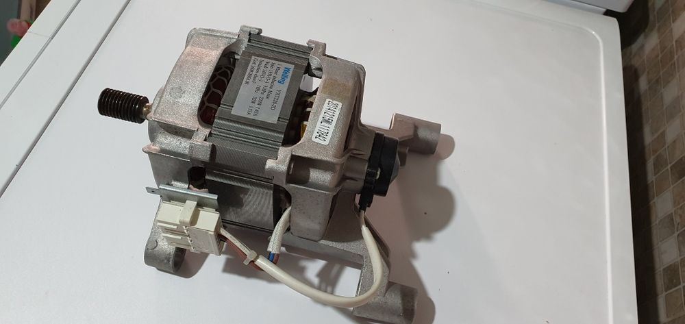 Motor masina de spălat indesit inverter