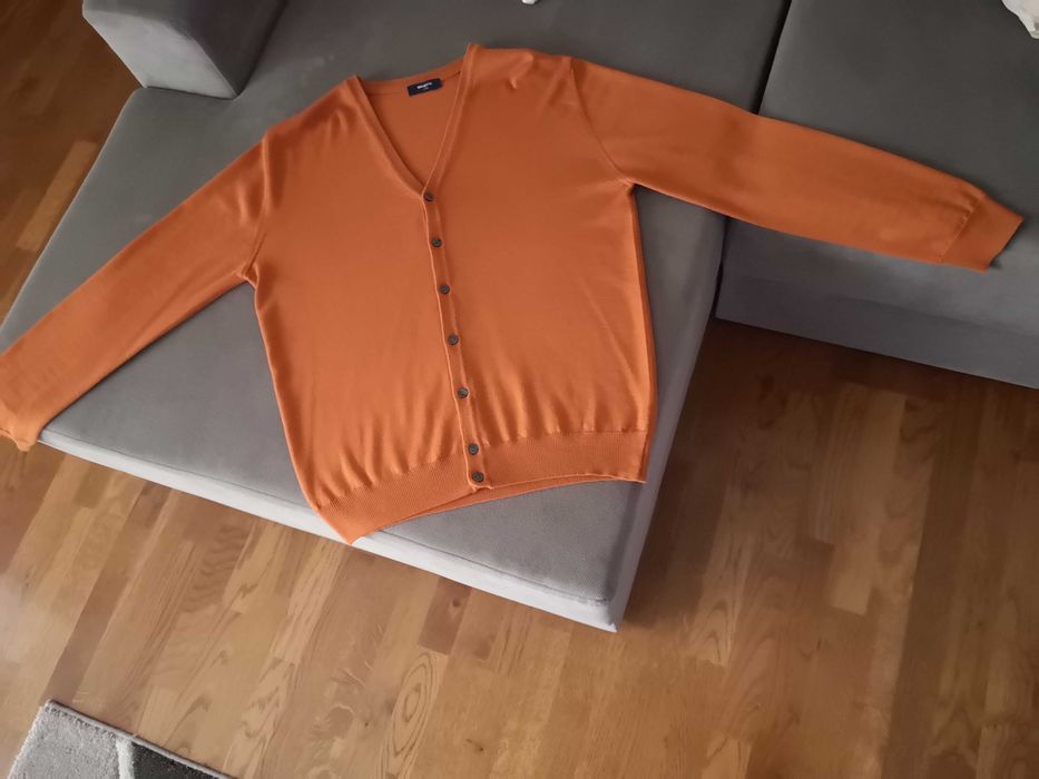 Cardigan slim caramiziu in `V` - `Bigotti`