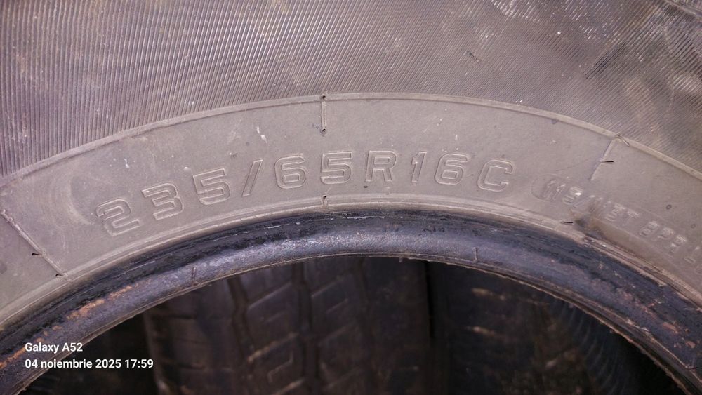 Vand anvelope iarna 235/65/ R16 C Hifly Super 2000 .