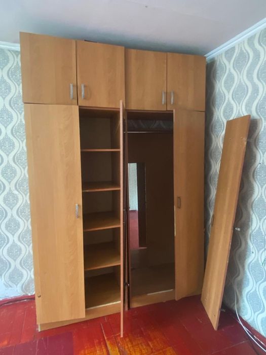 Отдам даром шкаф и кух гарнитур