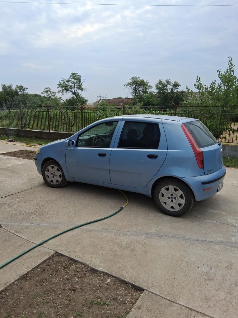 Vând Fiat punto motor 1300