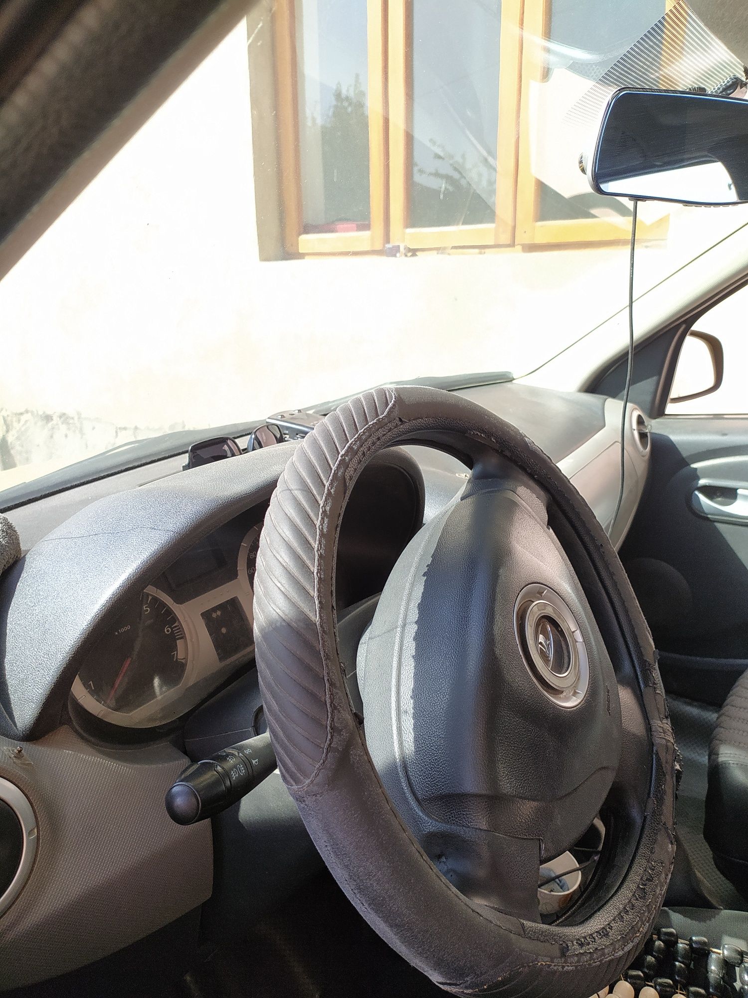 Lada Largur 2014