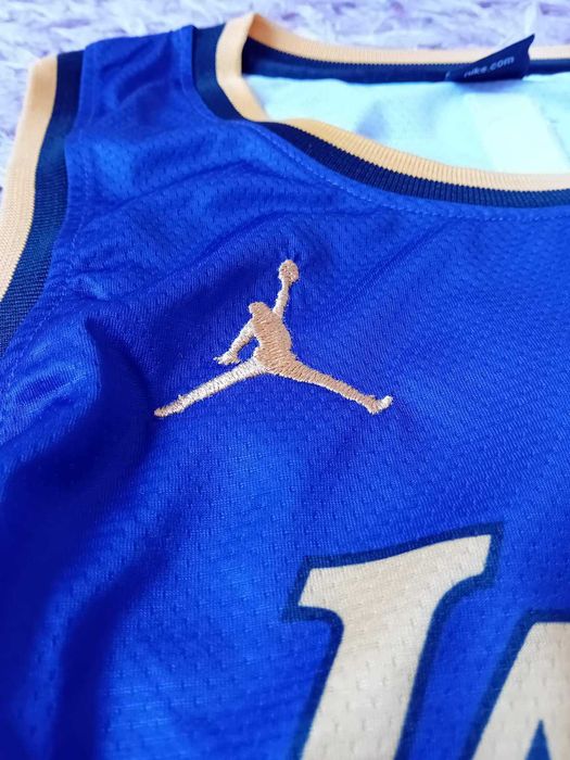 Чисто нов оригинален екип на Los Angelis Lakers - LeBron James