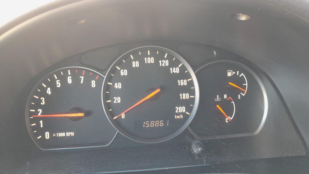 Vând Suzuki Grand Vitara