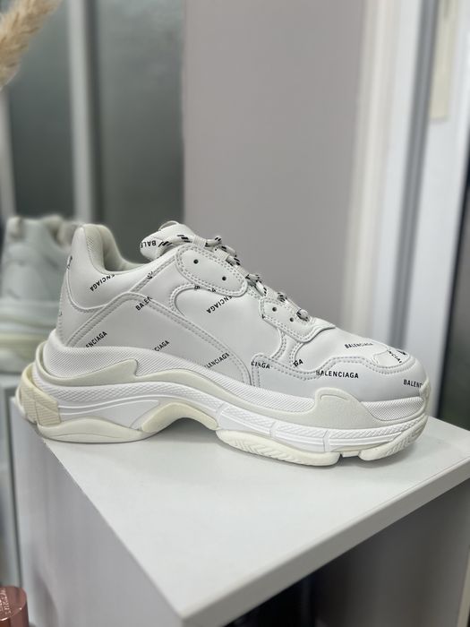 Balenciaga Triple S