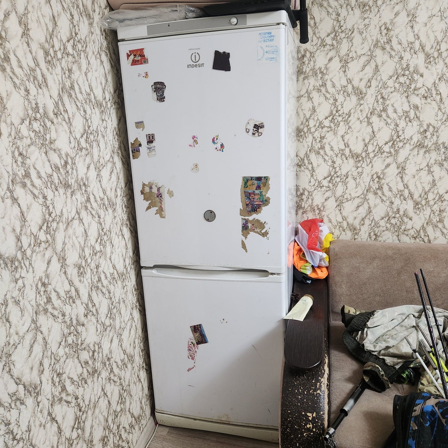 Продам холодильник