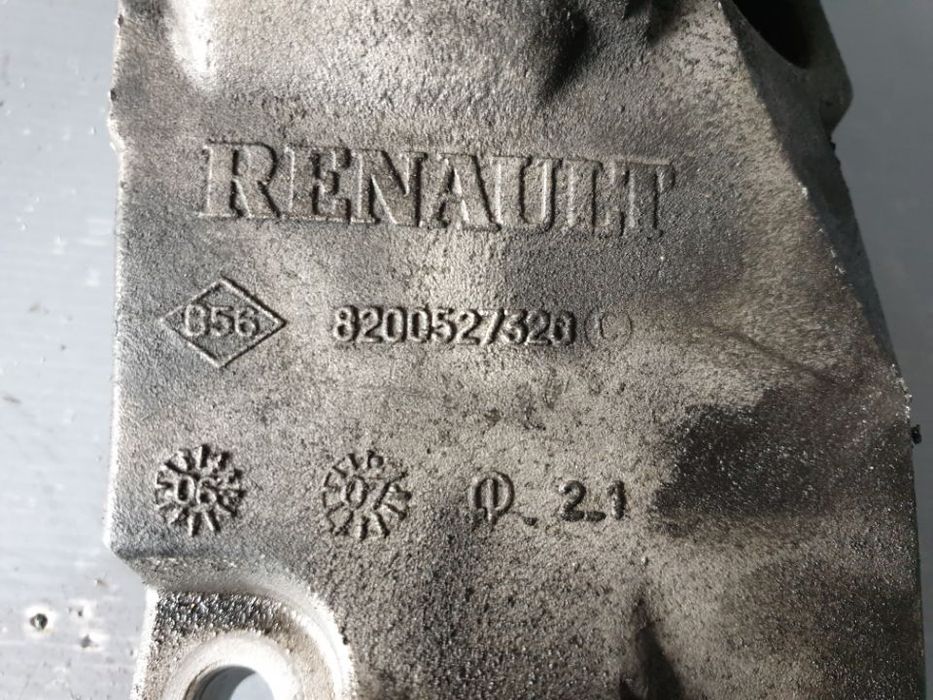 suport accesorii 2.0 dci m9r renault trafic 2 opel vivaro nissan qashqai renault  laguna 2 8200527320