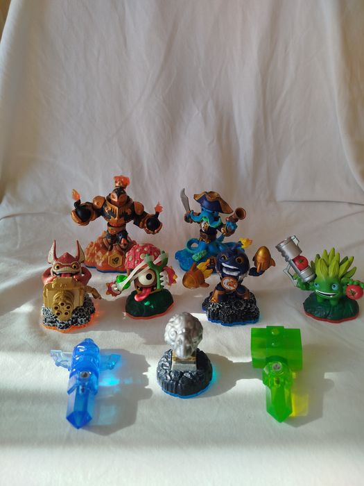 Skylanders/ Скайлендъри