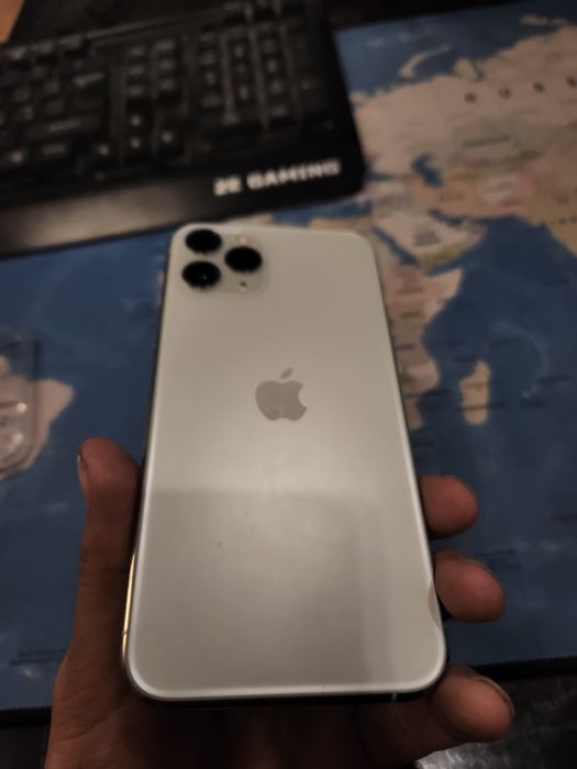 Iphone 11 pro polniy radnoy pul zarur