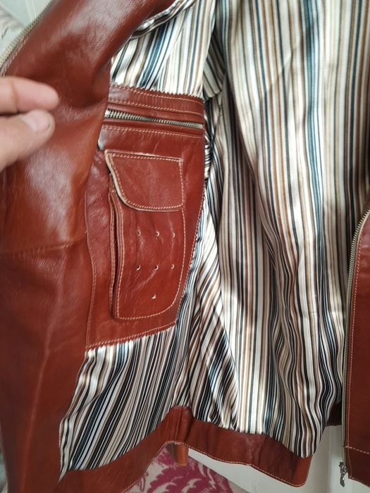 Продаеться кожанная куртка CARMEN