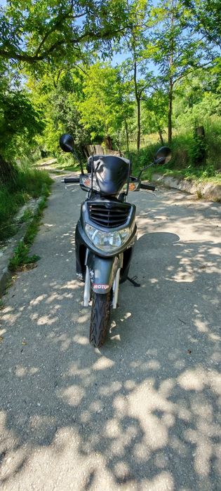 Vând scuter SYM HD200 EVO I
