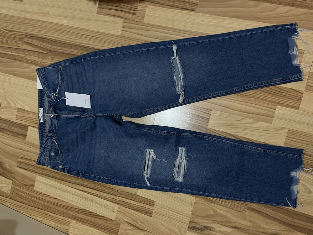 Дънки Bershka