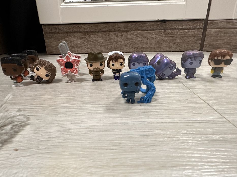 продаю/обмениваю игрушки stranger things