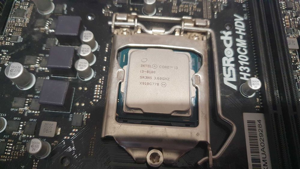 Lot Placi de baza Soker 1200 si altele AMD