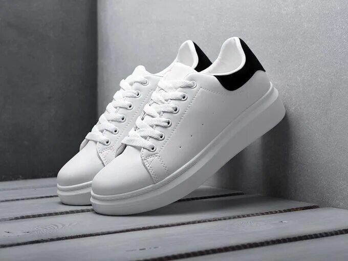 Кроссовки Alexander McQUEEN (Белые с черним)