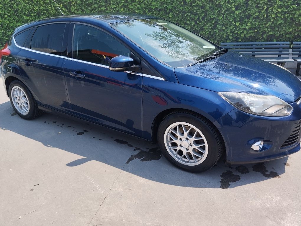 Ford focus 1 6 benzină ecoboost