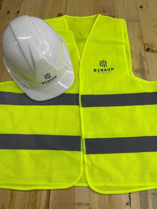 Печать на касках. Принт на касках. Брендирование касок.