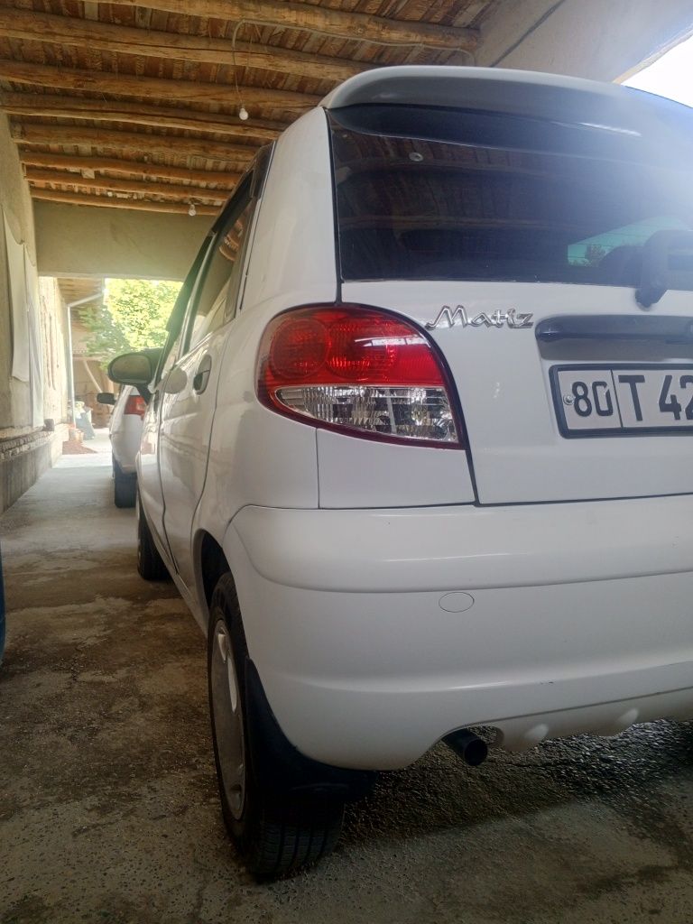Matiz zoʻr holda