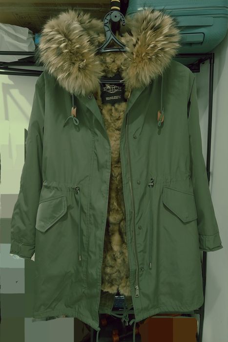 Женская зимняя парка