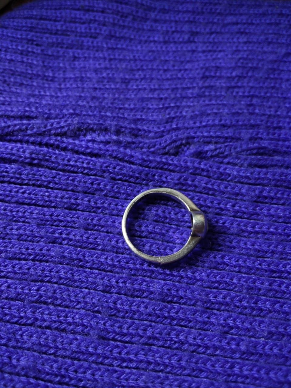кольцо из чистого серебра