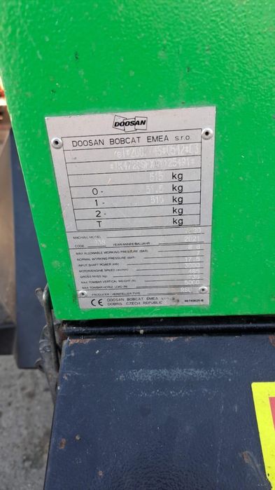 Doosan 7/20 motocompresor aer tractabil