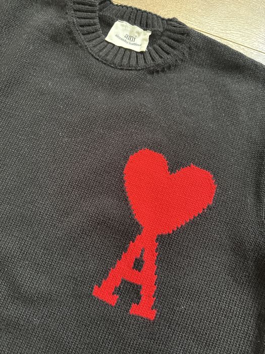 AMI Paris пуловери размер L. От FARFETCH