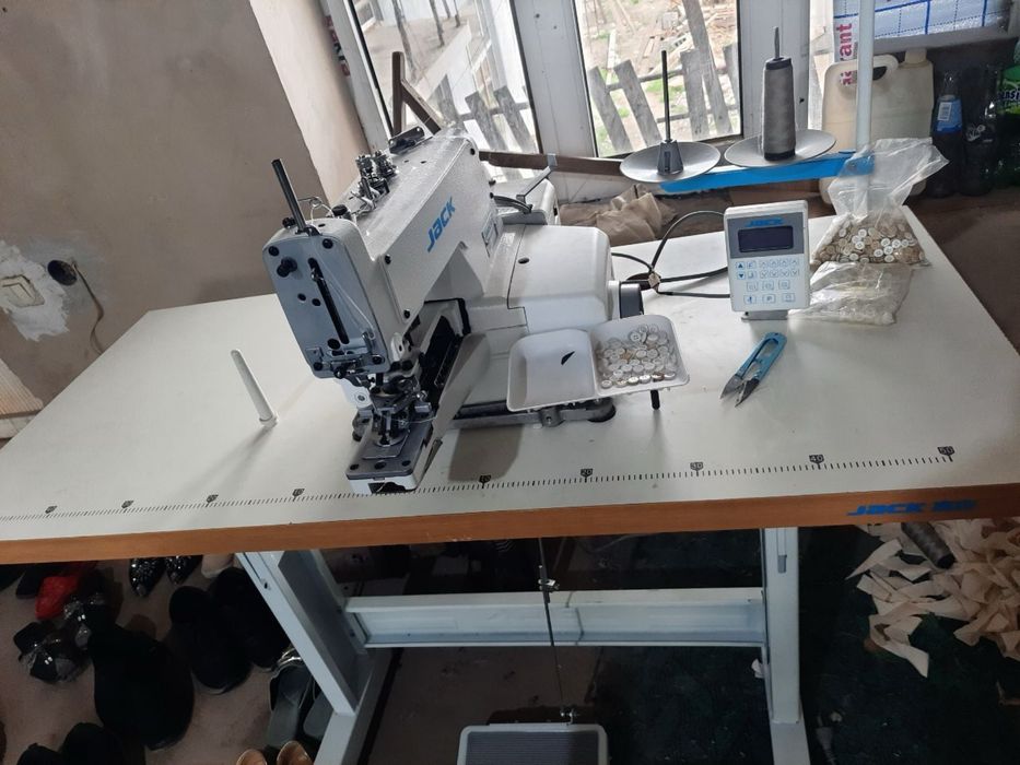 JACK Petlya-Tugma 1000$