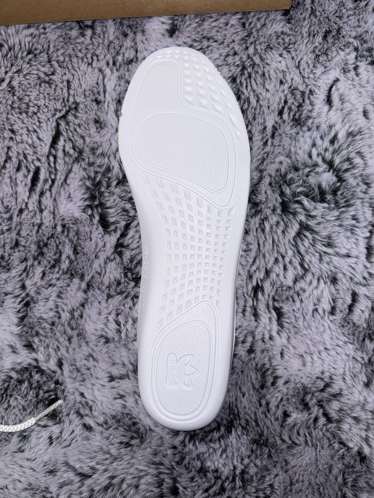 Yeezy Boost 350 V2 Synth Reflective
