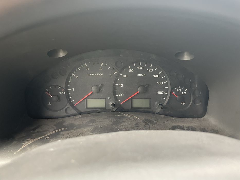 Ford Transit 2.4 TDI 90ks na chasti Форд Транзит 2.4ТДИ 90кс на части