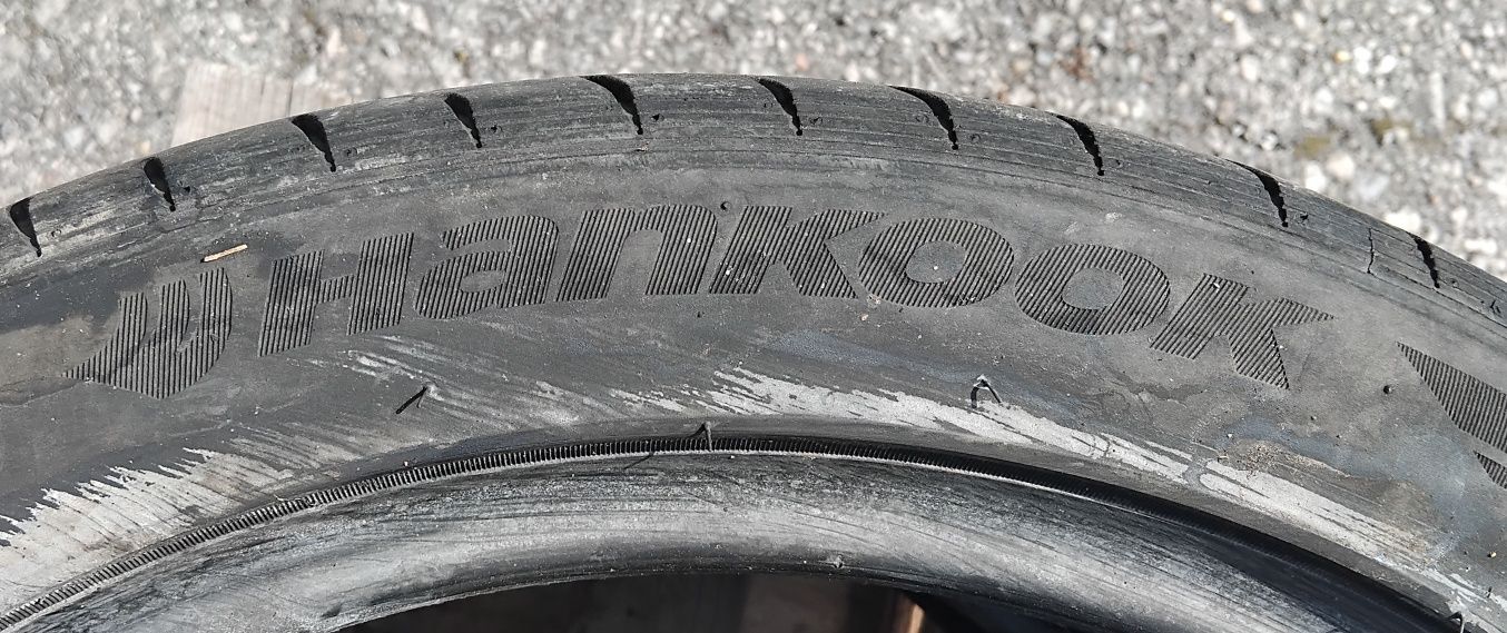 Гуми 215 45 17 Ханкук Hankook 2 броя.   Нов внос. Не са нови.