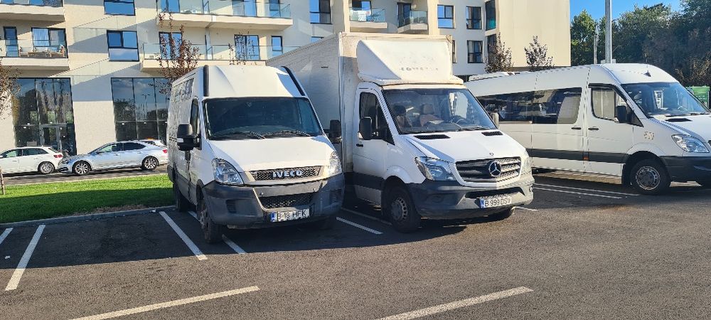 Duba de inchiriat fără sofer/cu sofer