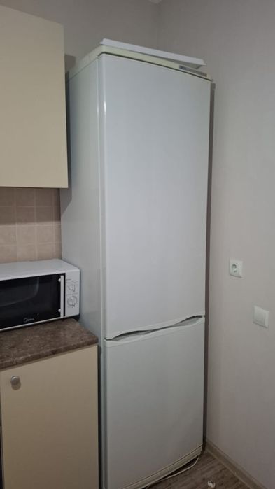 Холодильник 2 метра