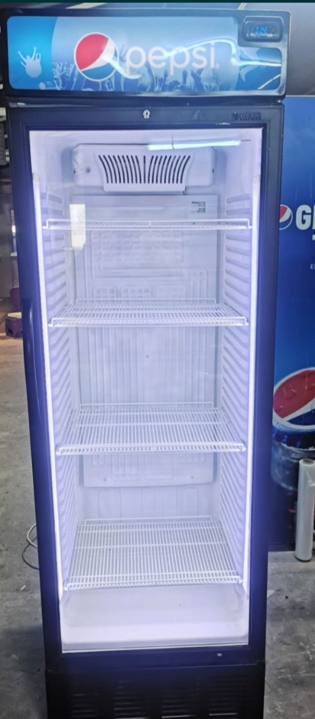 Vitrine Frigorifice pentru Evenimente