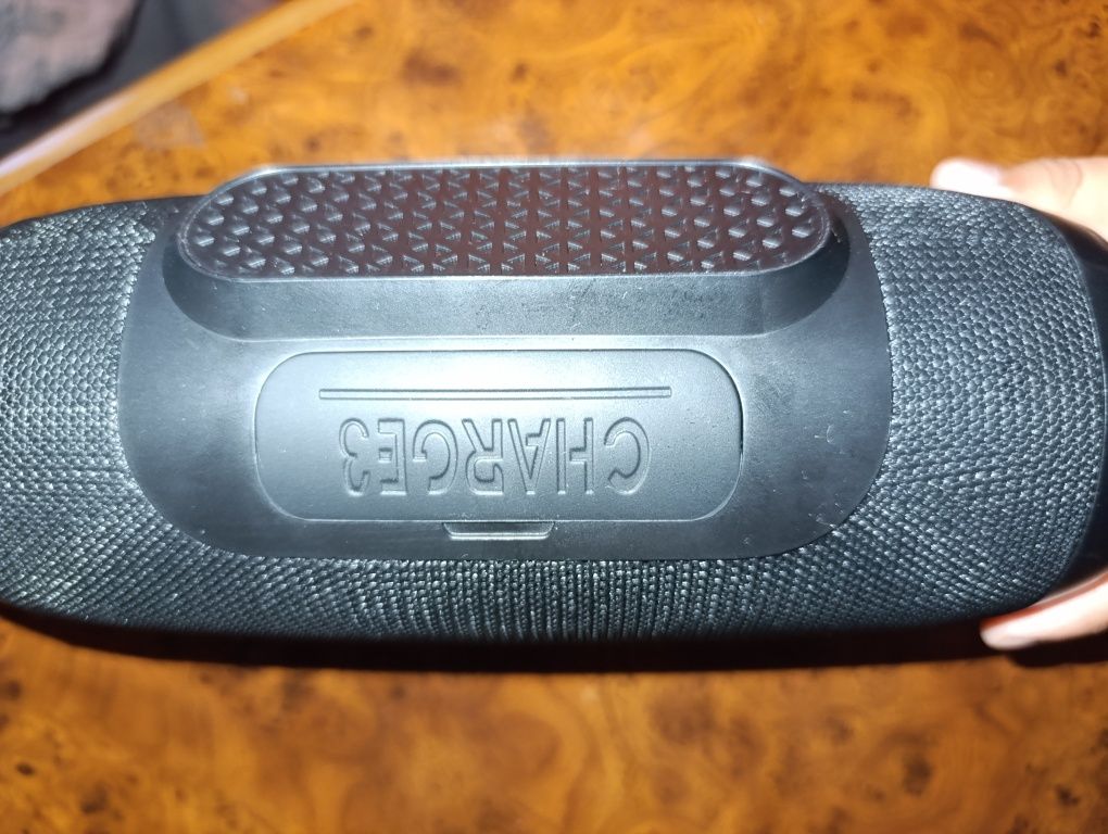 колонка JBL charge 3