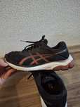 Asics оригинални маратонки