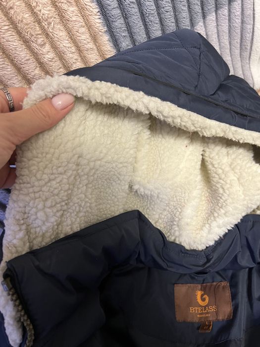 Продам пуховик очень теплый