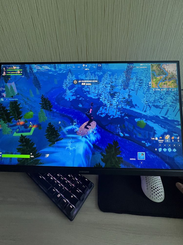 Продам игровую клавиатуру