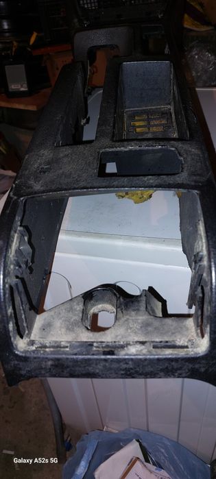 Средна конзола 1-дин за Ауди