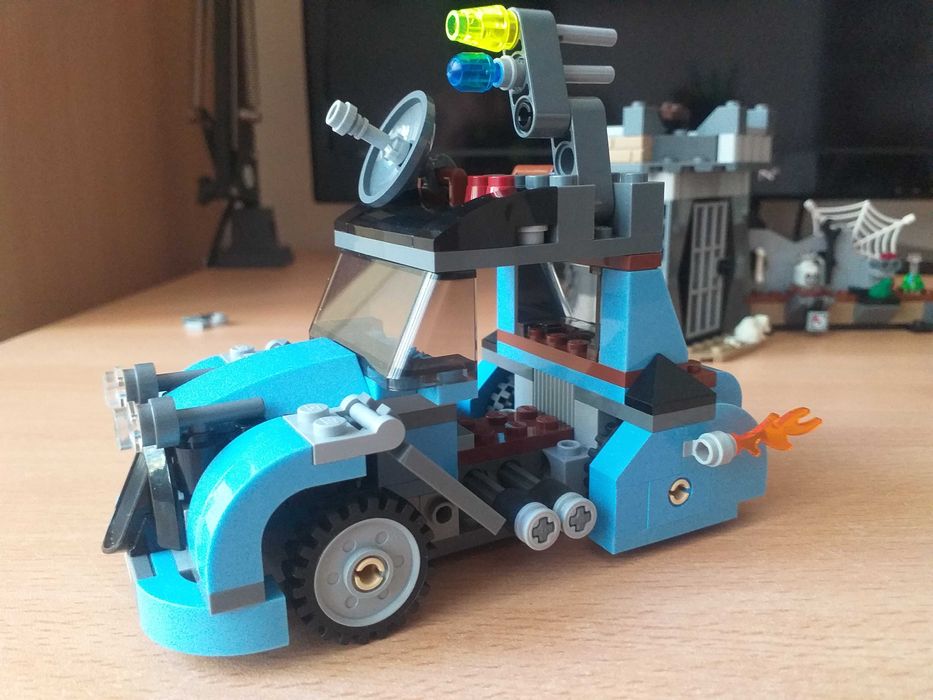 Lego monster fighters - The crazy scientist and his monster