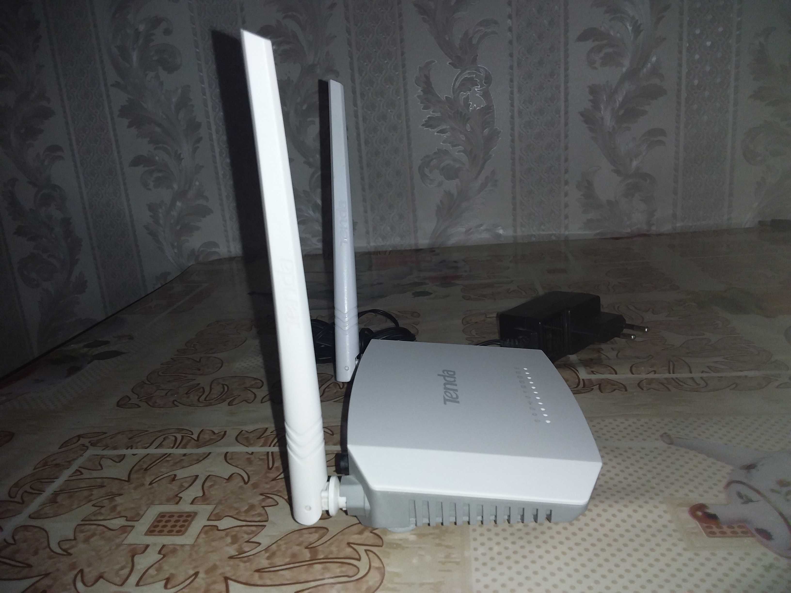 Вай-Вай роутер Tenda D301  v2.0 ADSL2+ порт USB IPTV