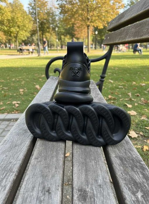 Adidasi Versace Chain Reaction Negru - Adidasi Unisex